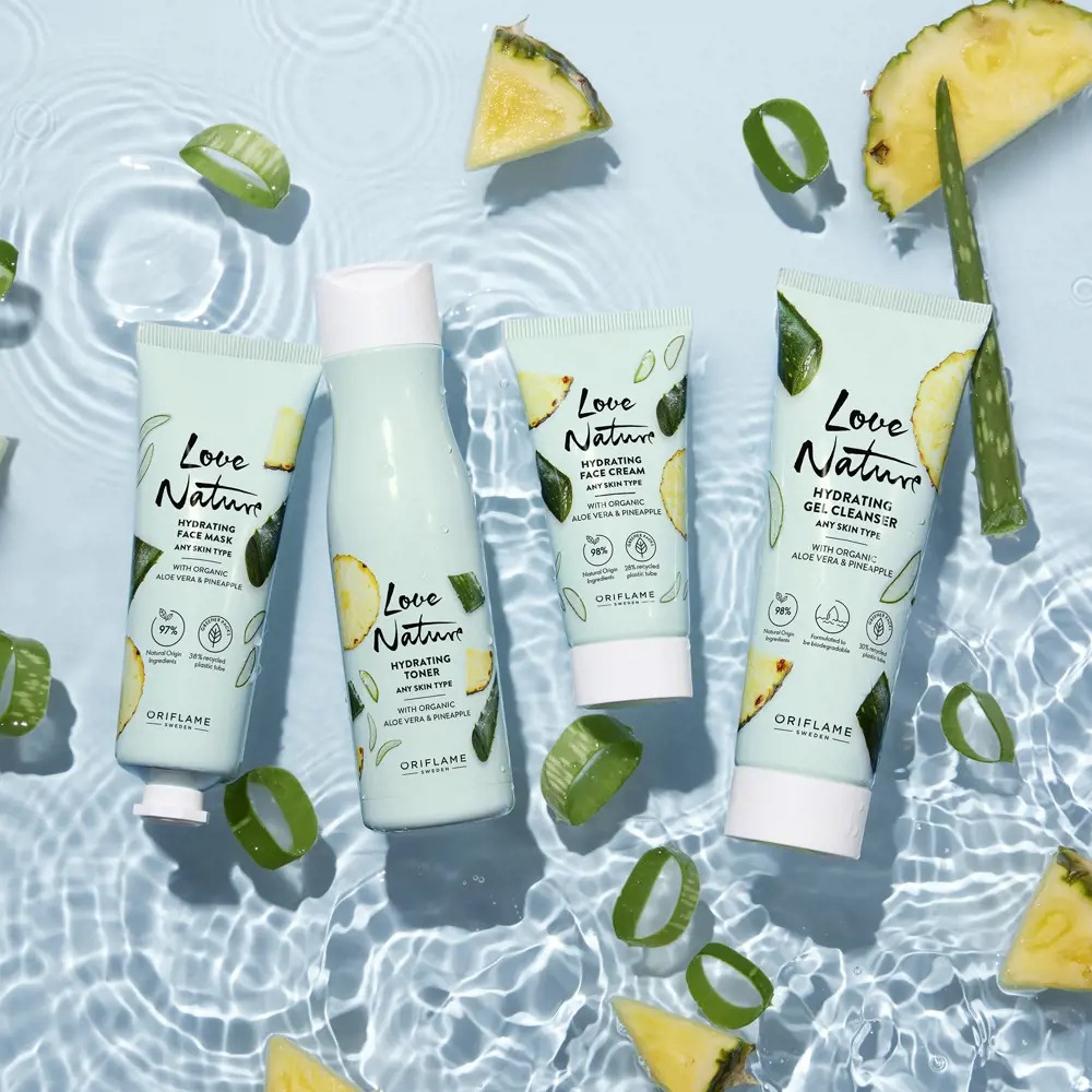 Hydrating Face Cream with Organic Aloe Vera & Pineapple