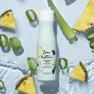 Hydrating Toner with Organic Aloe Vera & Pineapple